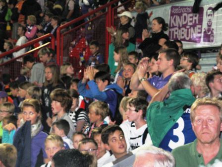 F1 besucht Heimspiel des VFL Osnabrück