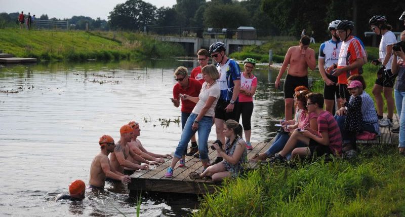Favoritensieg beim Mannschaftstriathlon